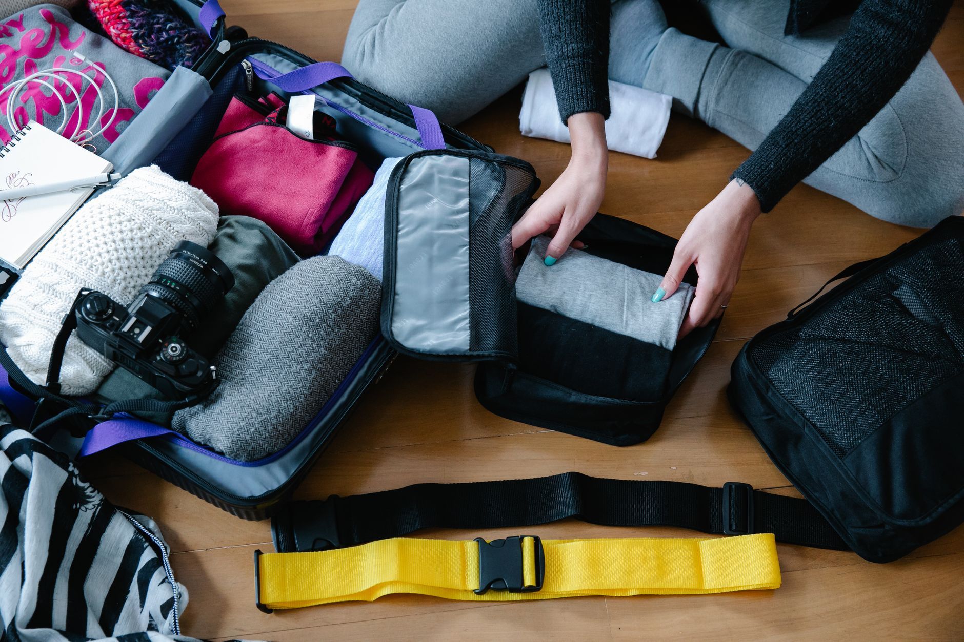 Packing Strategies with Cubes: Organizing Your Clothes and Accessories - Luggage and Packing blog