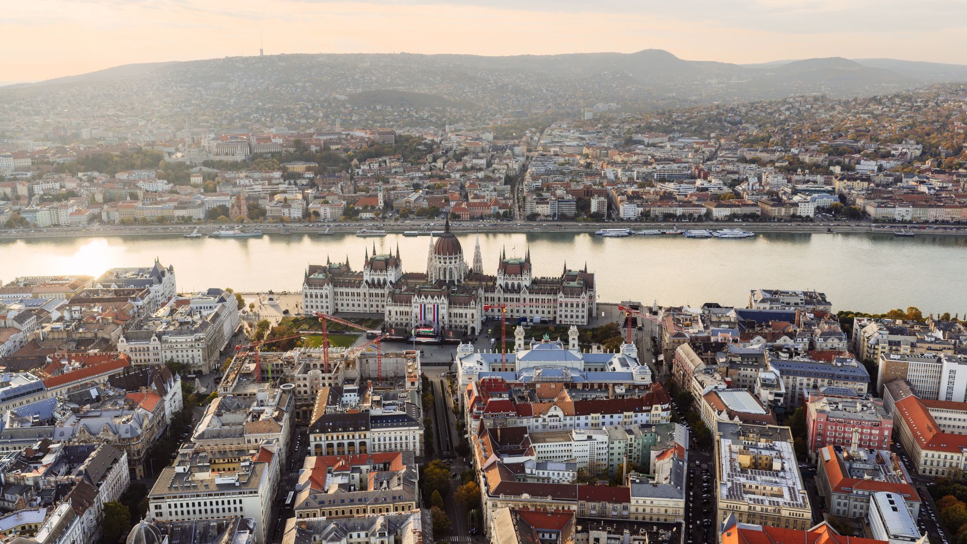 Quick-Reference Table: Top Budapest Attractions - Budapest blog