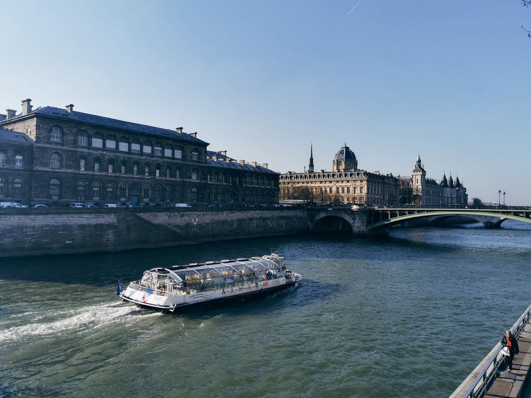 The Best Seine River Cruises in Paris, One by One - Paris blog