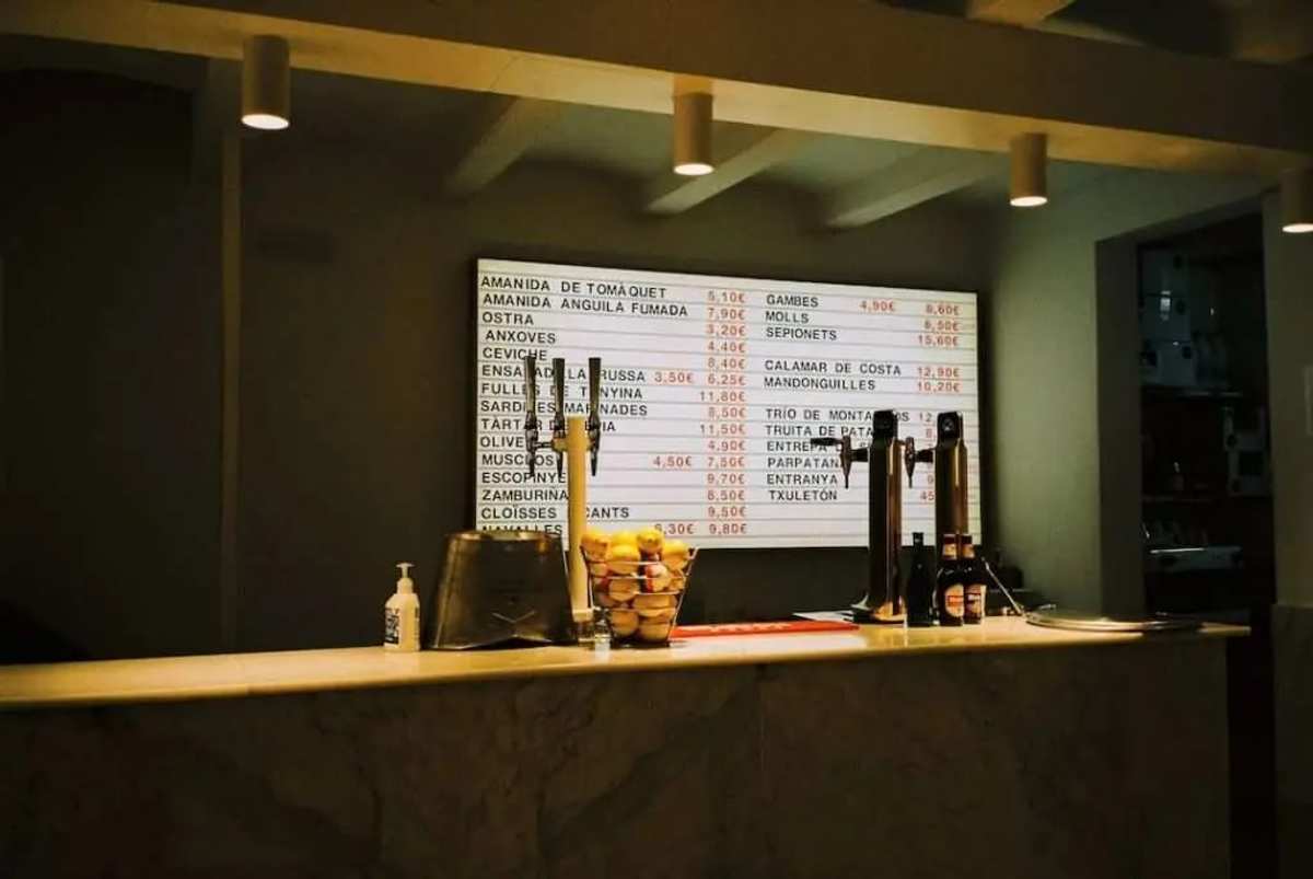 Best Tapas Bars in Barcelona: A Guide to Tapas in Barcelona - What are Tapas and Where do They Co...