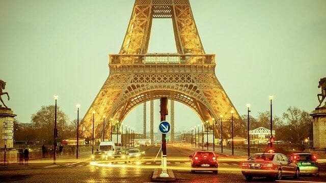 Eiffel Arc Chasing Whereabouts