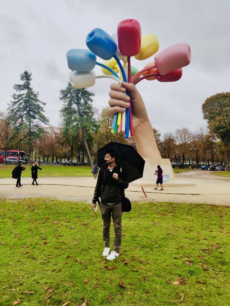 Paris Tulip Sculpture Chasing Whereabouts