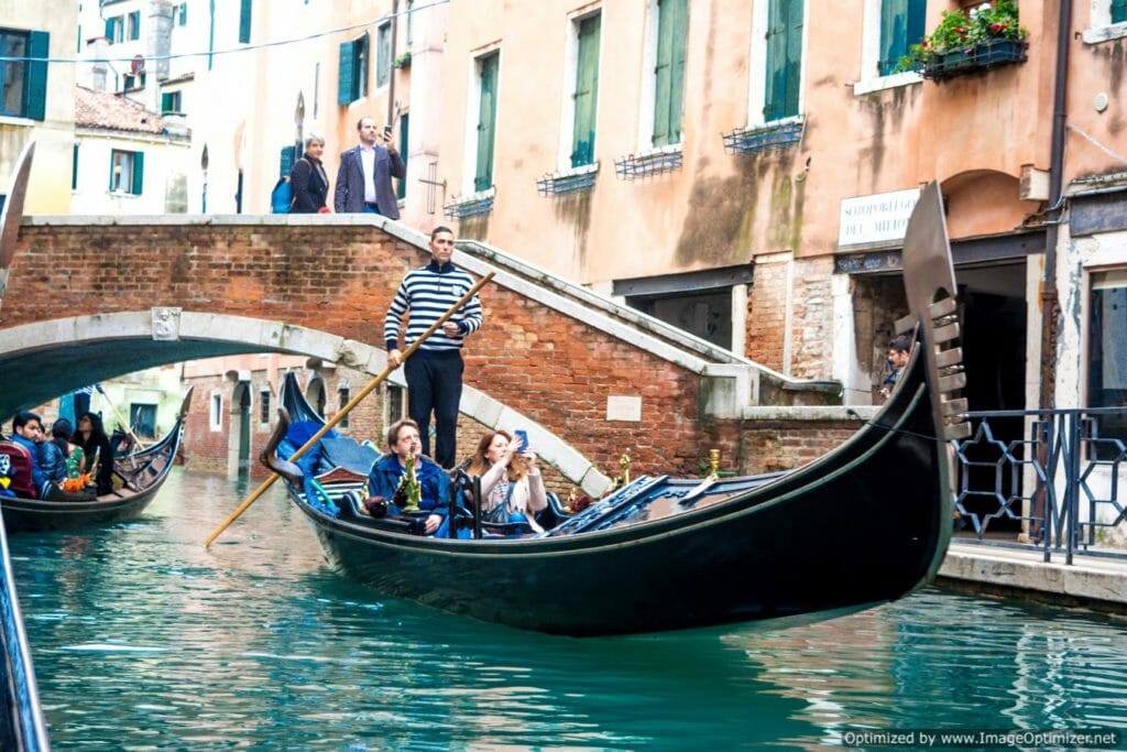 Top Things To Do In Venice Gandola Ride Optimized