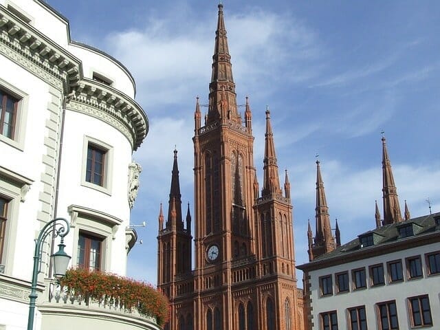 Weisbaden Chasing Whereabouts