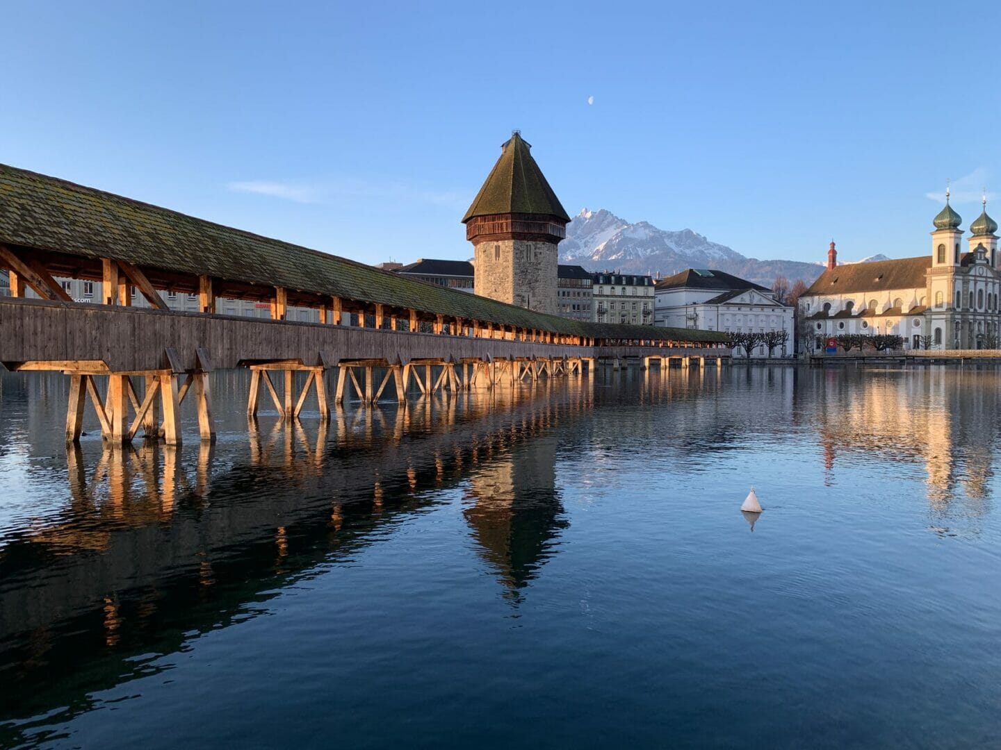 Best Day Trips from Zurich: Top Places to Visit in a Day - Lucerne – Medieval Beauty by the Lake