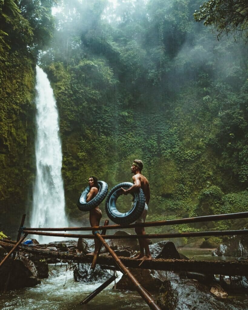 300 Awesome Vacation Instagram Captions Ideas for your next photo - Vacations Captions you will LOVE