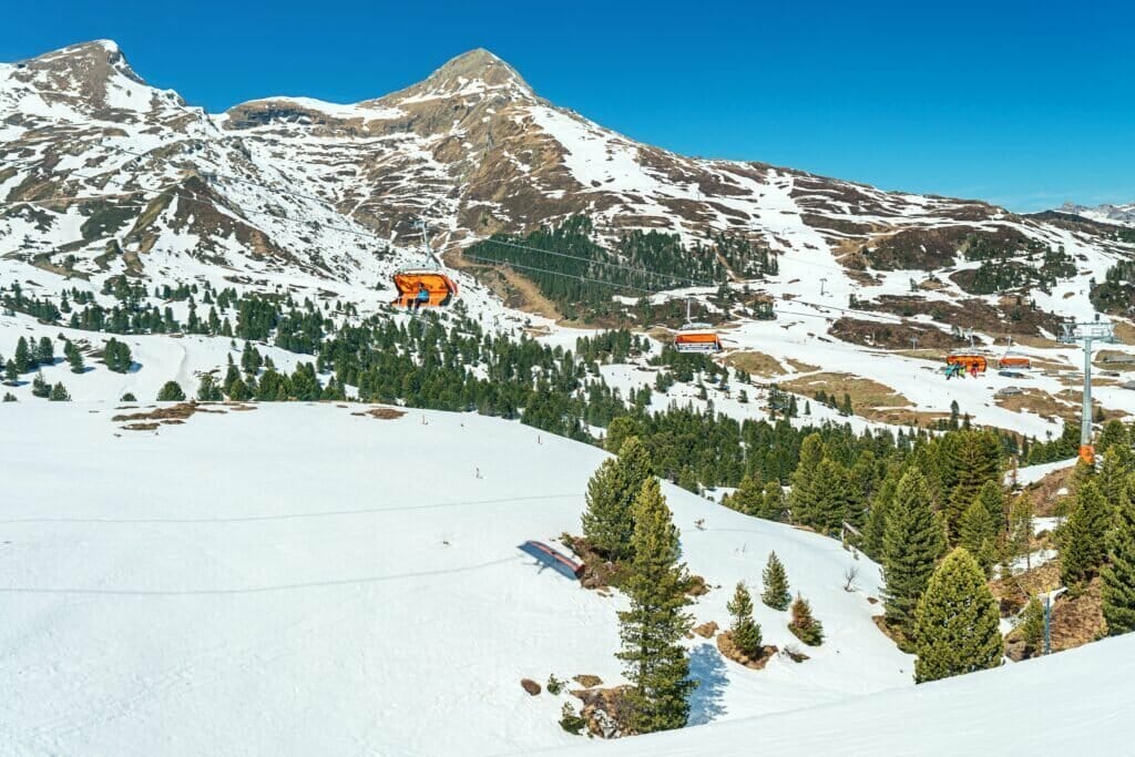 Top Things to Do in Lauterbrunnen Switzerland on your next Trip - Trip to Grindelwald