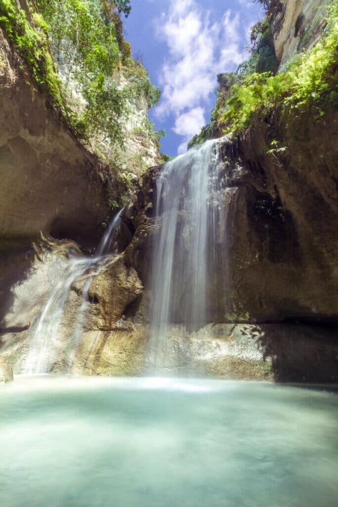 Lauterbrunnen Day Trip from Zurich- Free tour guide - Trummelbach Falls