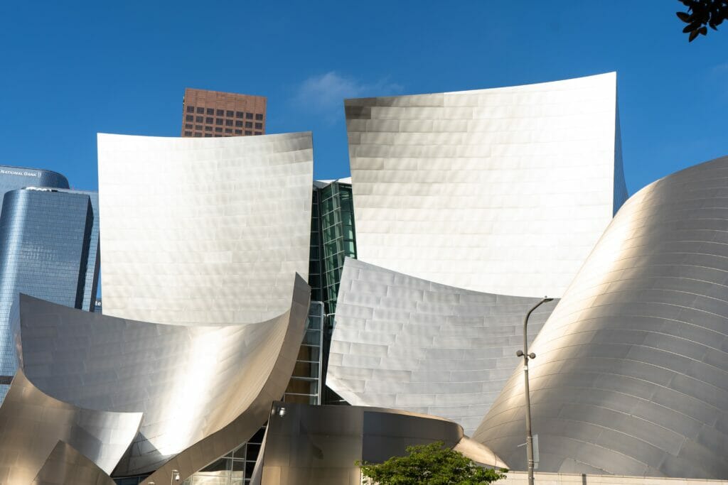 Top 10 things to do in Bilbao Spain- Best free guide - Guggenheim Museum