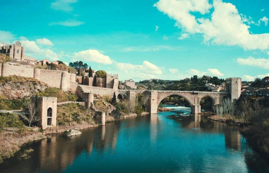 10 Fun things to do in Toledo - Alcantara Bridge