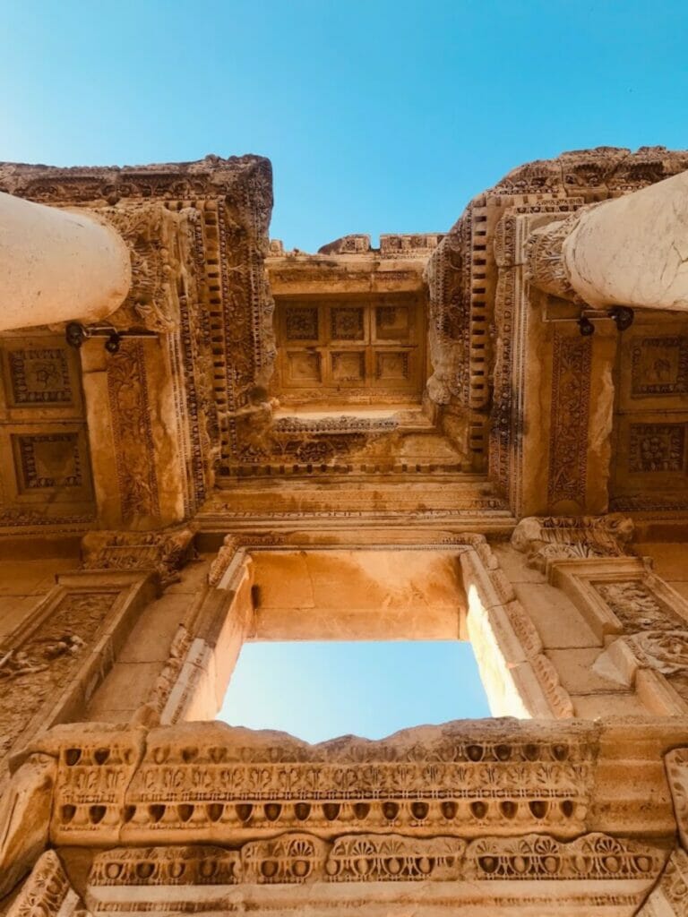 Hazel Aksoy 9fzyfsxptc8 Unsplash