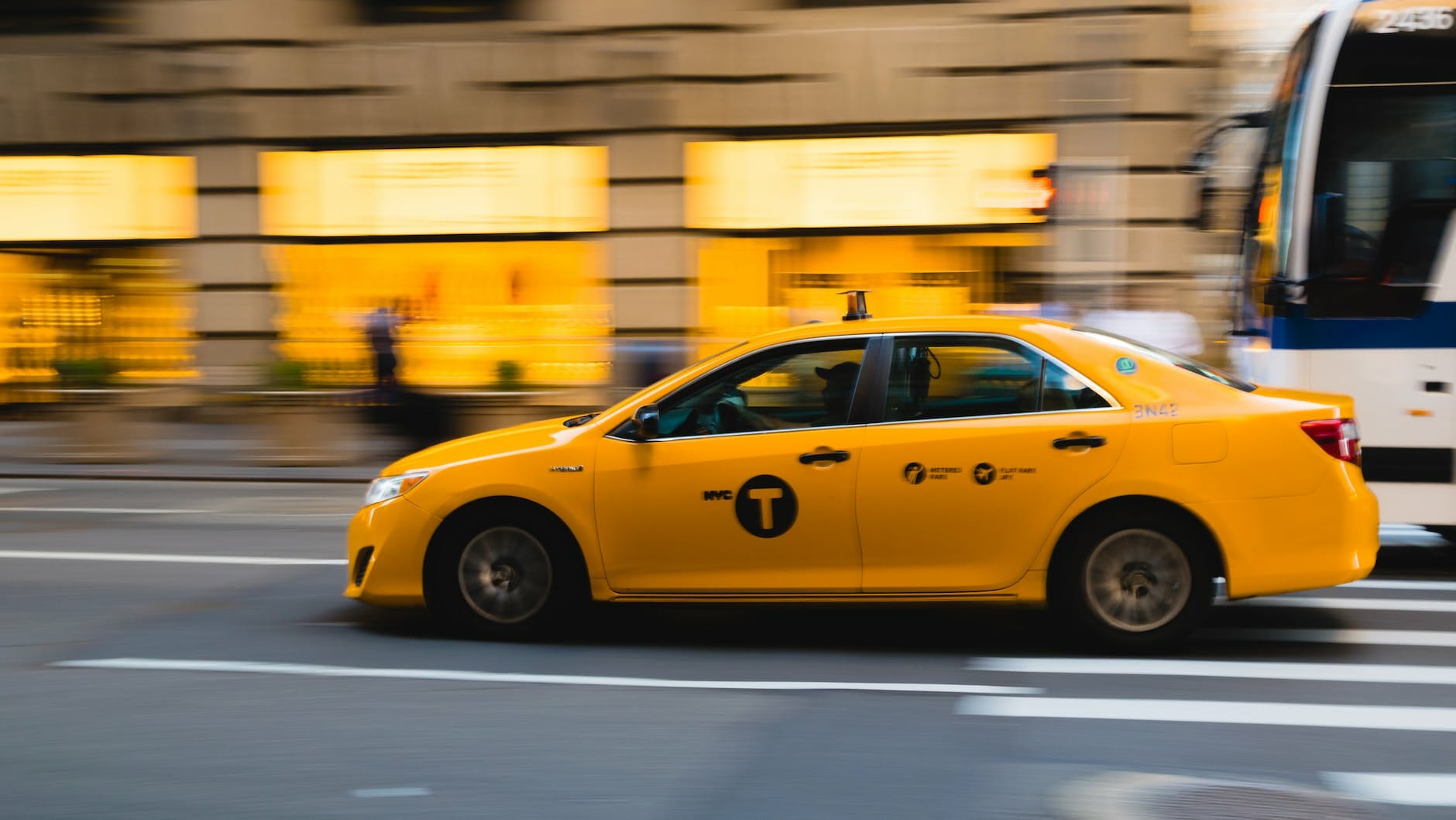 The Ultimate Guide to Tipping in Turkey: What You Need to Know - Should you tip your taxi driver