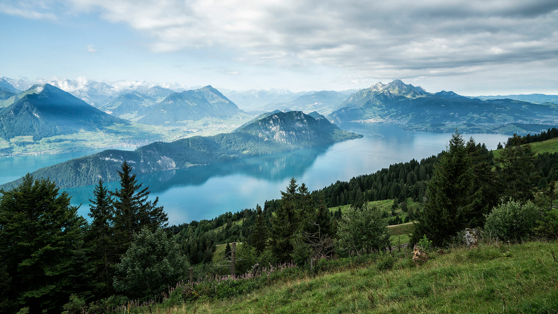 Best Day Trips from Zurich: Top Places to Visit in a Day - Mount Rigi – Queen of the Mountains