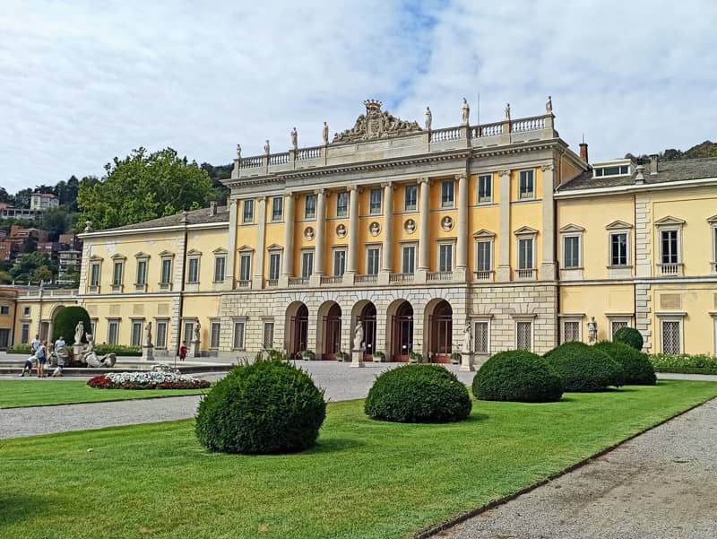 Top Things to do in Como Italy - Villa Olmo