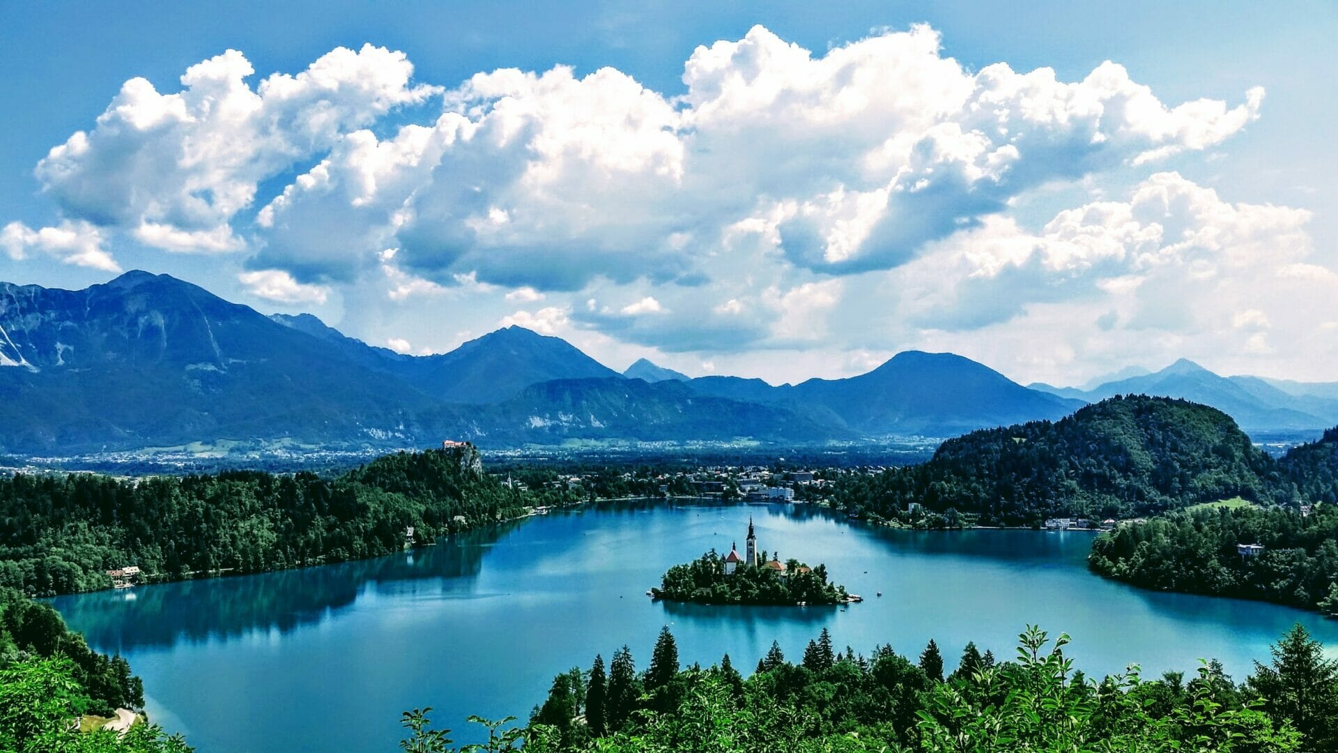 10 Reasons Why Slovenia is Worth Visiting for your next trip