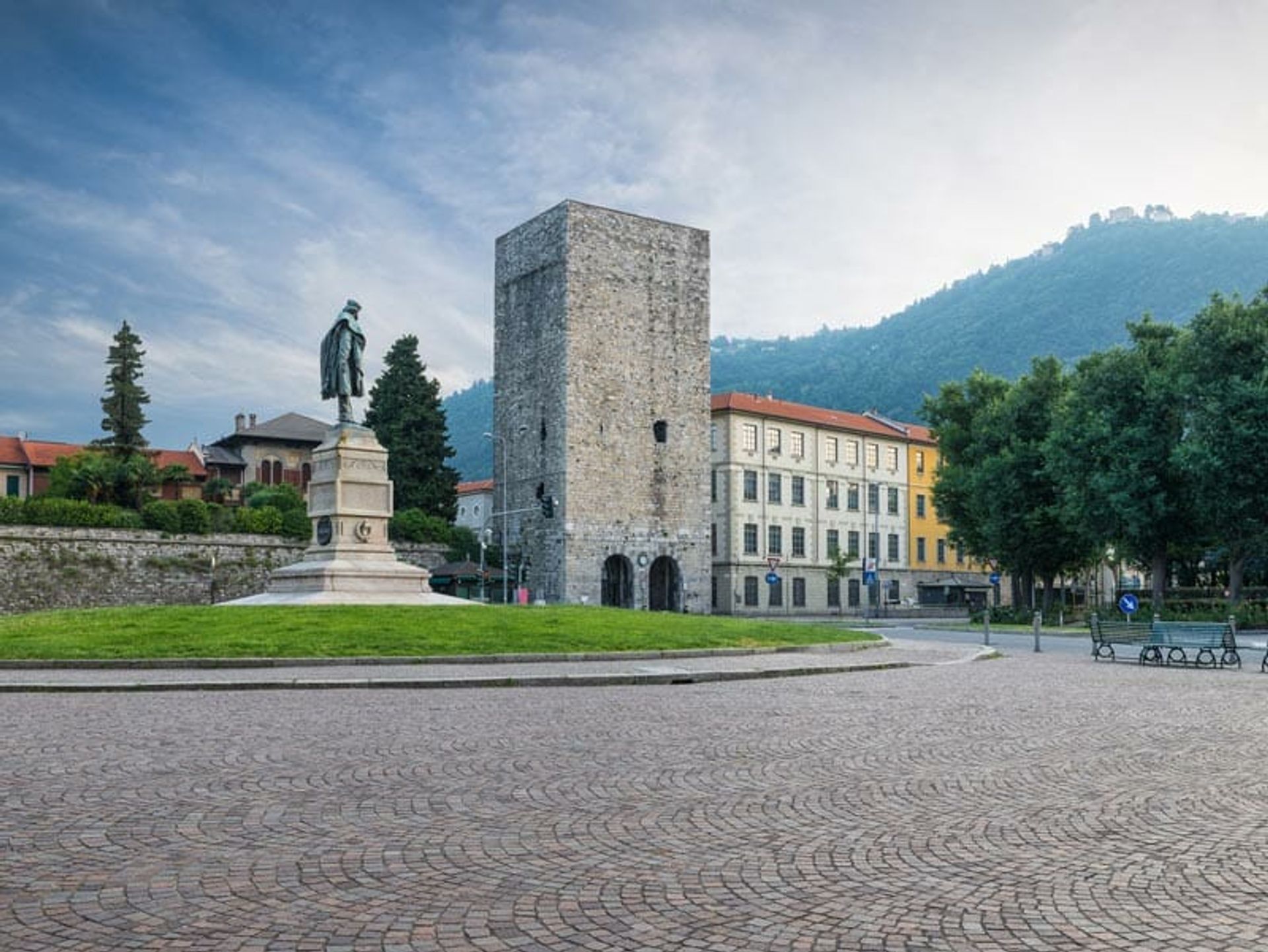 100+ Lake Como Italy Quotes and Instagram Captions [Updated 2026]