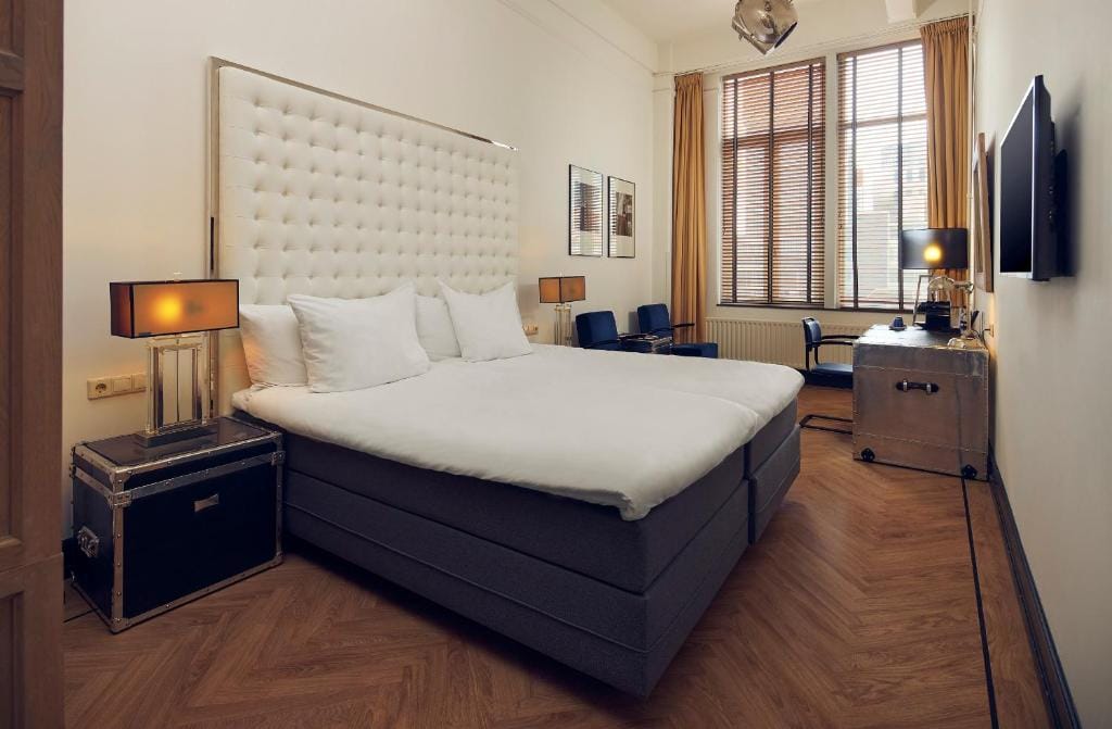 Best Hotels In Rotterdam 1
