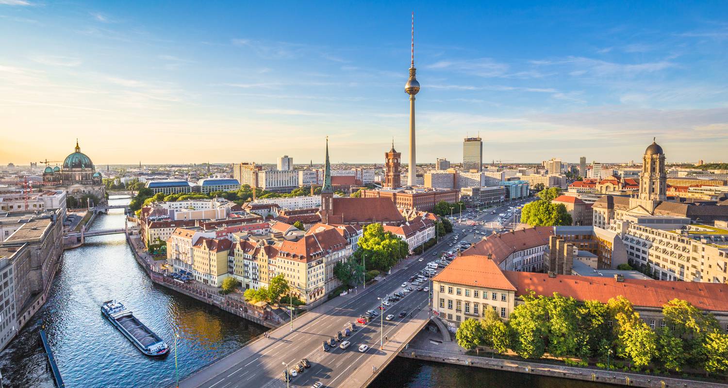 The Best Travel Packages for Europe - 7. Berlin to Venice