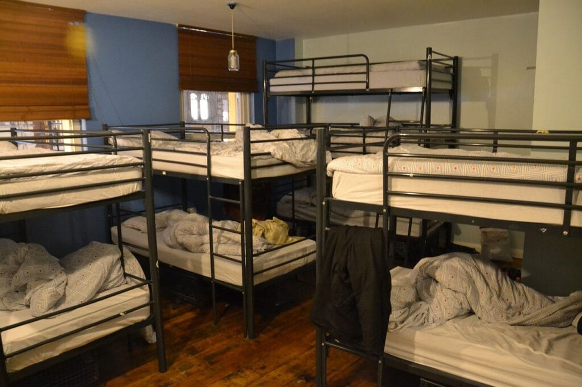 top bunk vs bottom bunk : is top or bottom bunk better