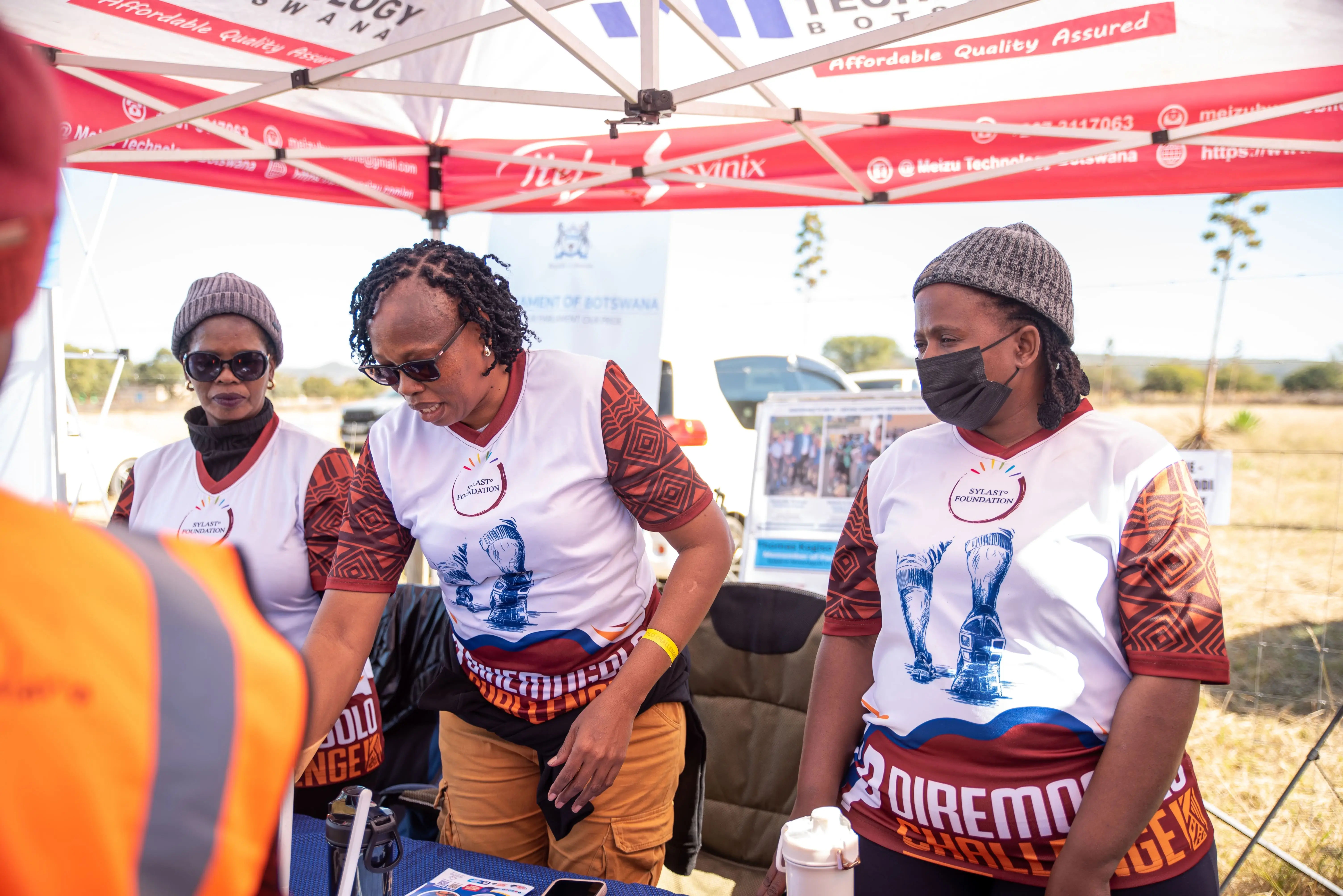 Up Diremogolo Challenge participants