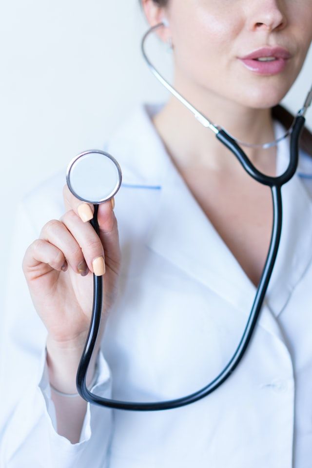 Knowledge sharing between clinical volunteers and communities
