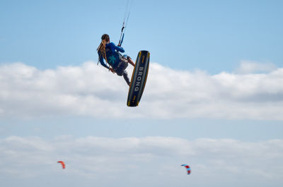Cloud Sky Wheel Sports equipment Vehicle Stunt performer