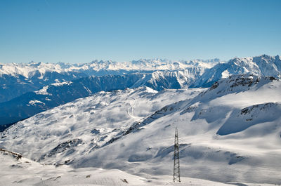 Sky Mountain Snow Slope Natural landscape Highland