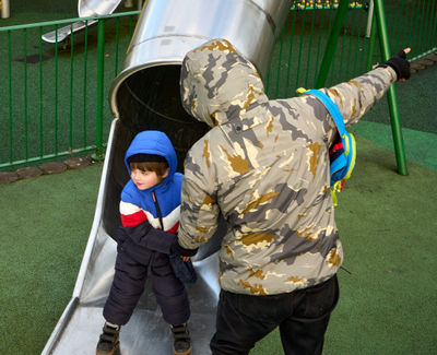 Family_Fotos/Lucas_in_Dumferline_Pittencrieff_Park_