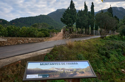 Muntanyes de Favara (Mountains of Favara)