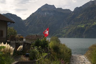 Hiking around Urnersee lake (part of Lake Lucerne)