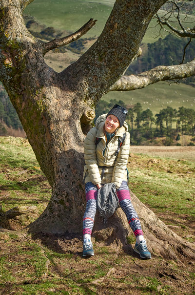 tree people girl one portrait fall