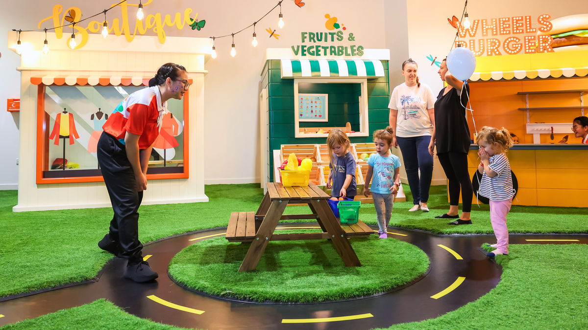 Orange Wheels Fun Zone