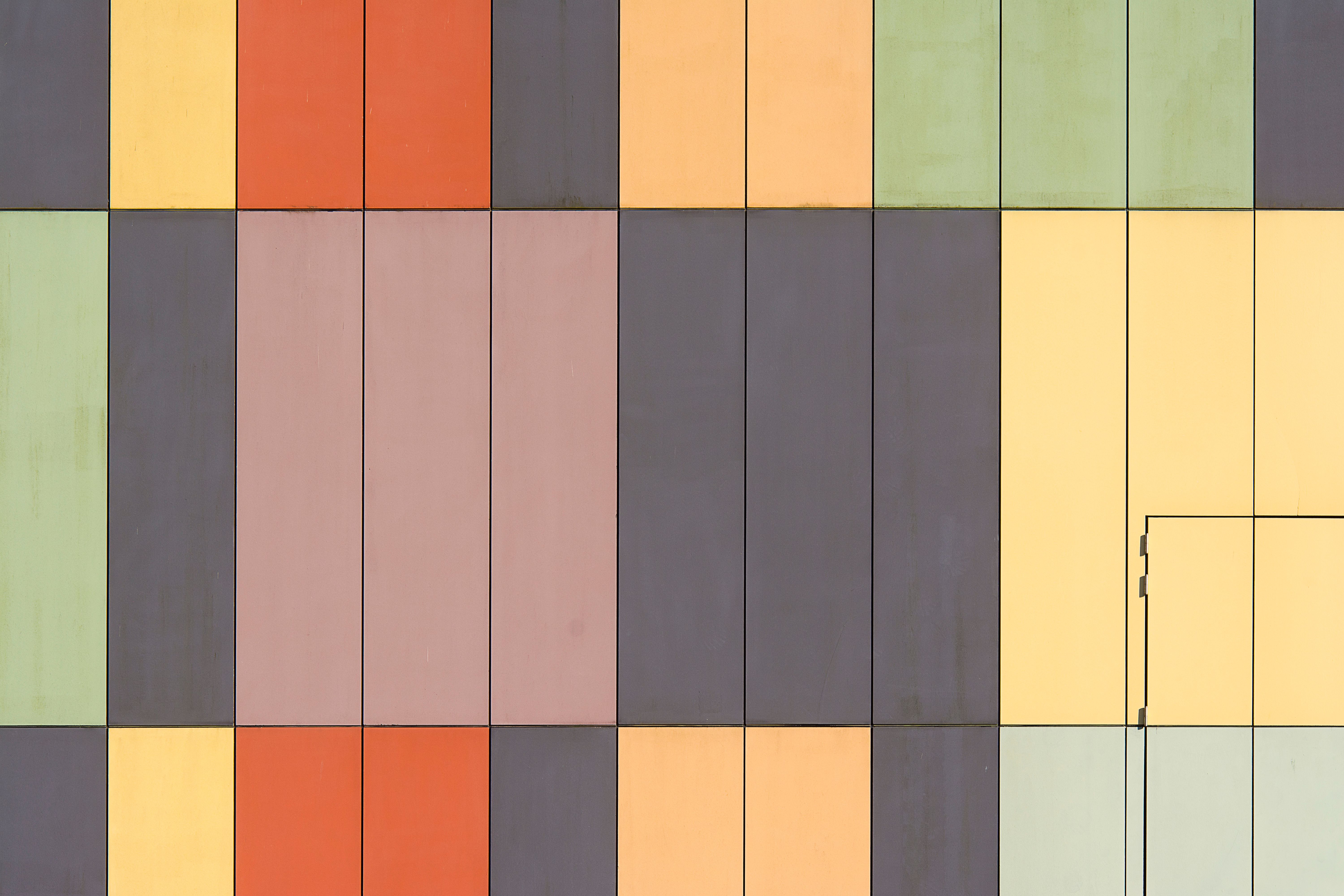 Construction Material eCommerce: A B2B Platform Guide for Distributors and Manufacturers