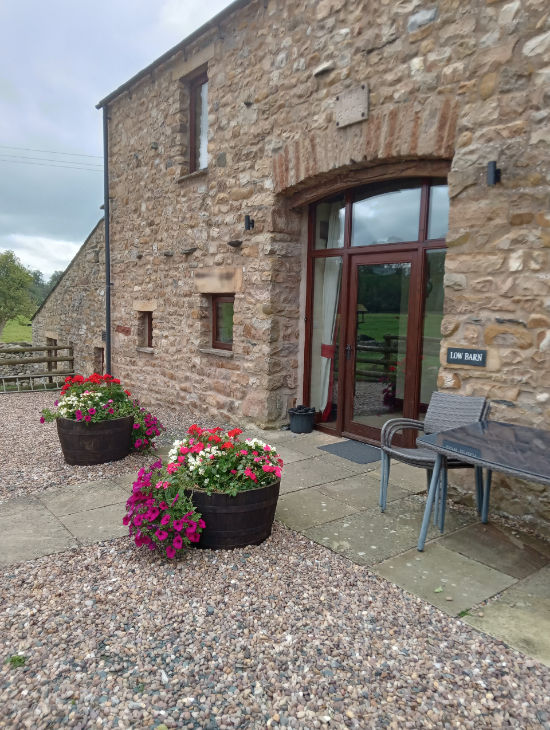 Low Barn Holiday Cottage - Set In Stunning Yorkshire Dales Countryside
