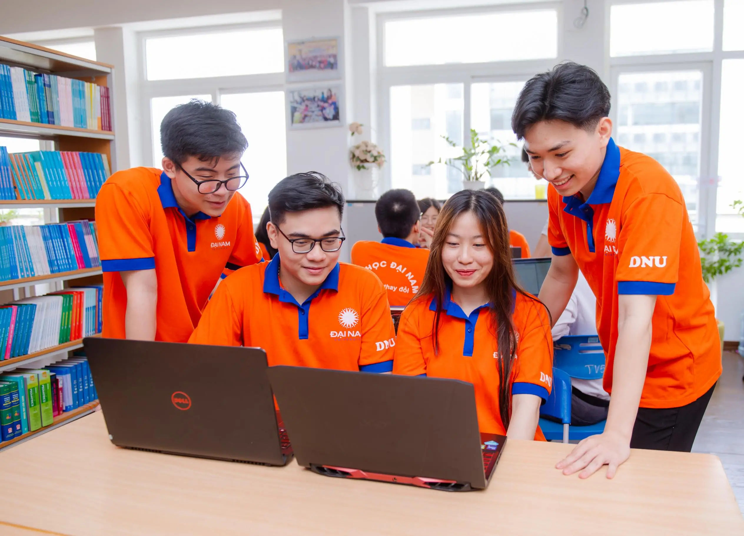 Học Ngành Digital Marketing Ra Làm Gì? Con Đường Sự Nghiệp Rộng Mở