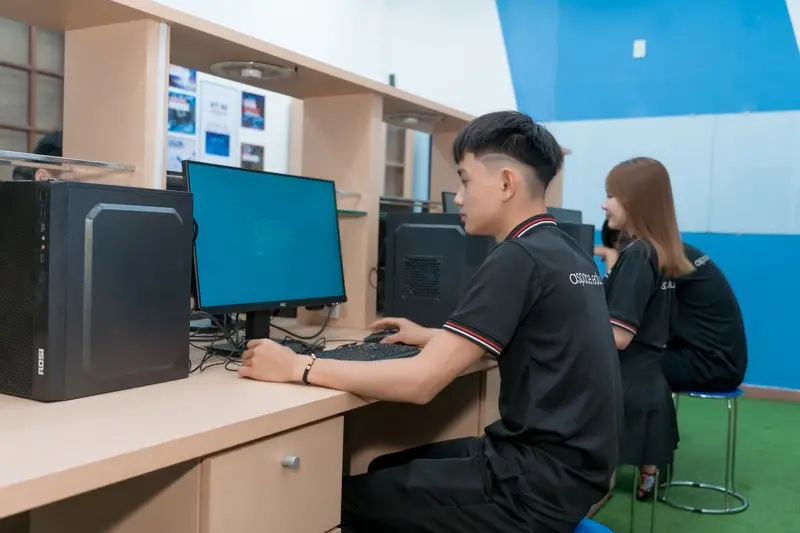 Học nghề gì cho nam giới không bằng cấp Mở ra con đường thành công