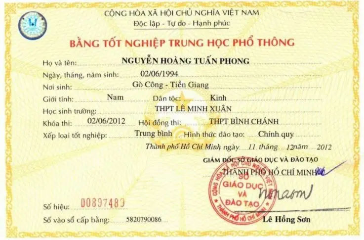 Làm bằng cấp 3 Hà Nội tem phôi thật: Cam kết chất lượng và độ tin cậy