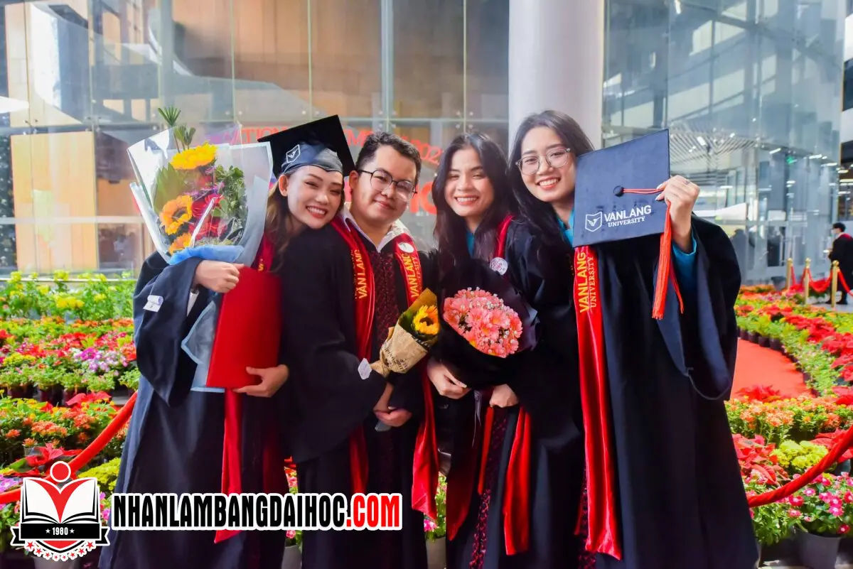 Thành Công Đến Khi Làm Bằng Đại Học