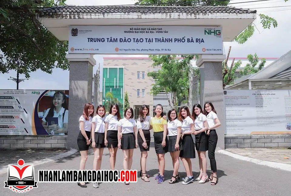 Thành Công Đến Khi Làm Bằng Đại Học