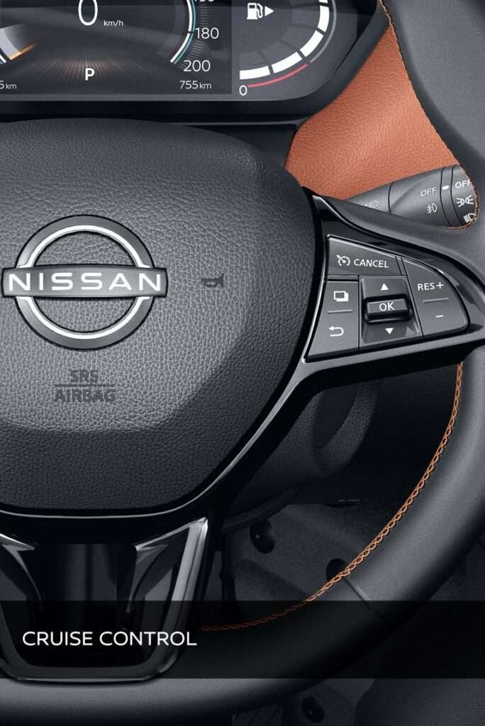 19-Nissan-MC-Interior-Desktop_764-x-1144_pix.jpg.ximg.l_12_h.smart