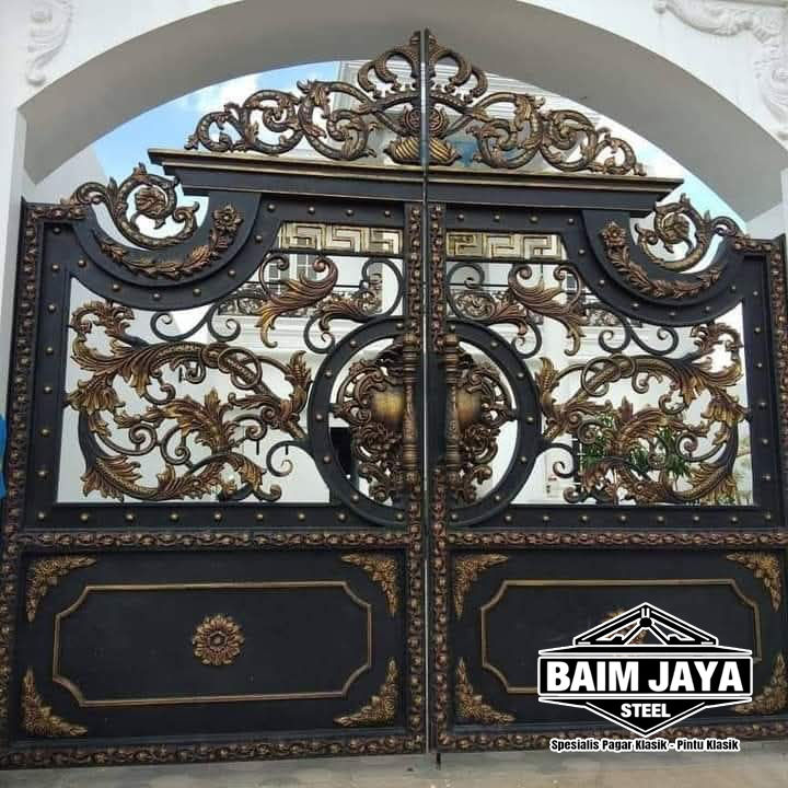 Pagar Klasik Baim Jaya Steel