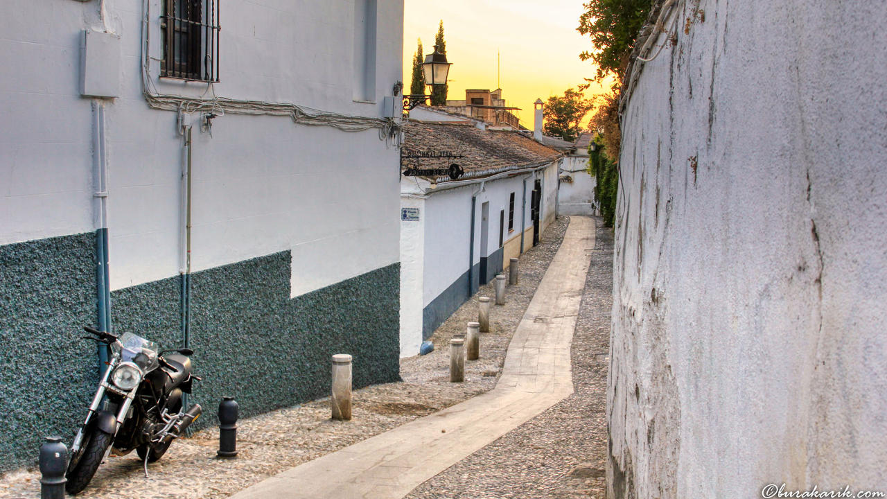 Granada Sokakları