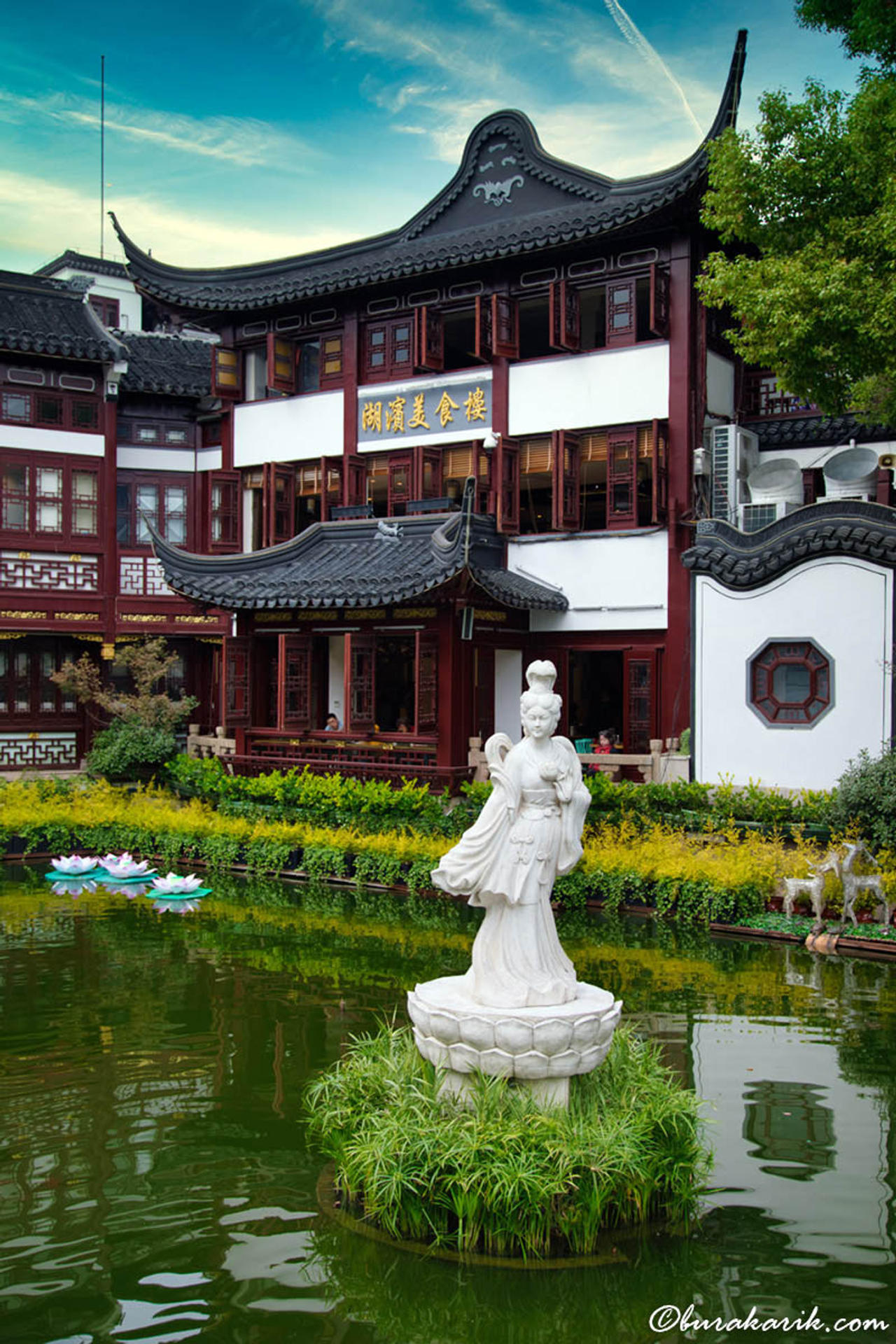From The Jiuqu Bridge