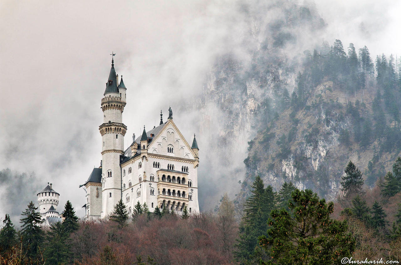 Sisler İçinde Neuschwanstein