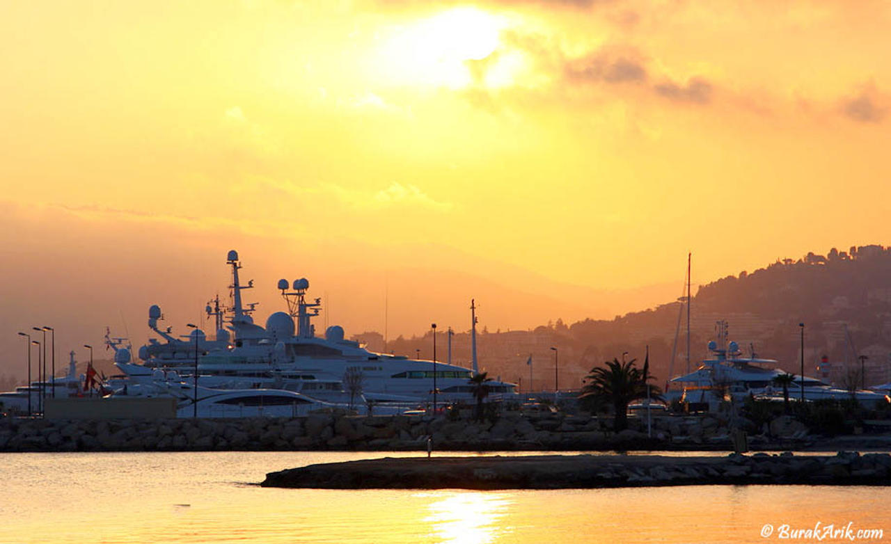 St Maxim Marina