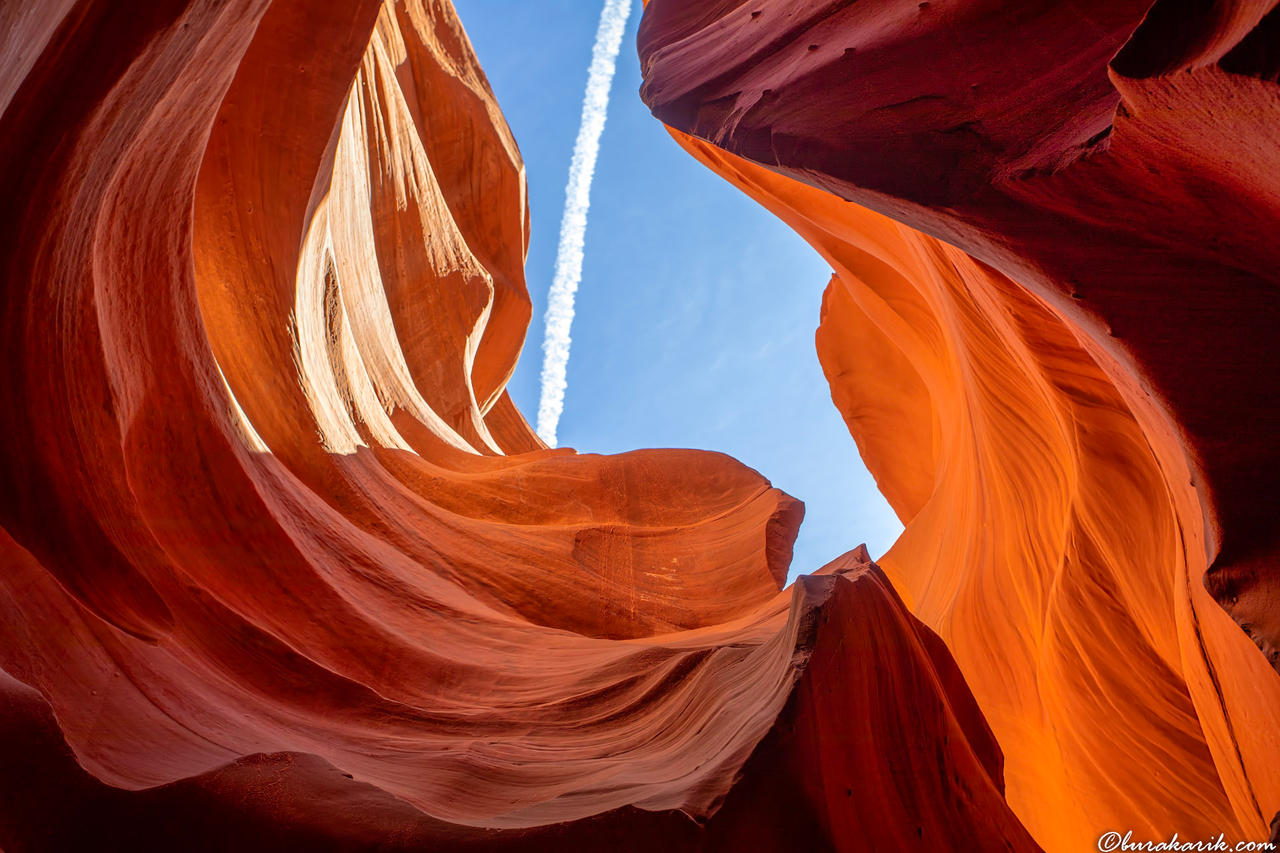 Some Curves of Antelope Canyon
