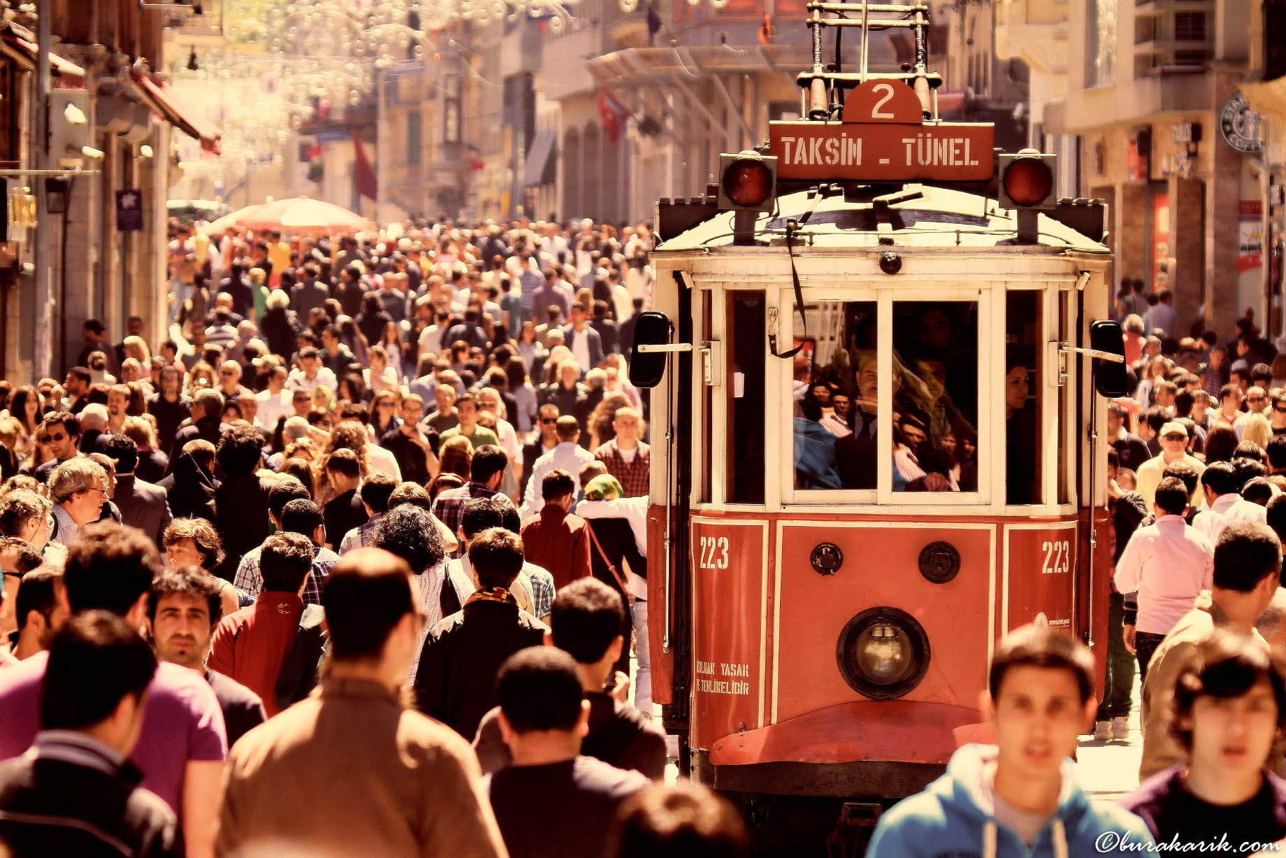 Taksim'de Güzel Bir Gün