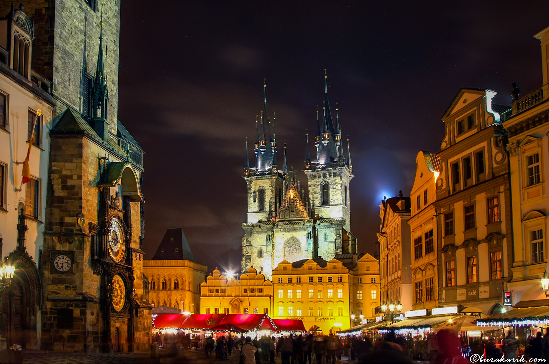 Staromestske Namesti