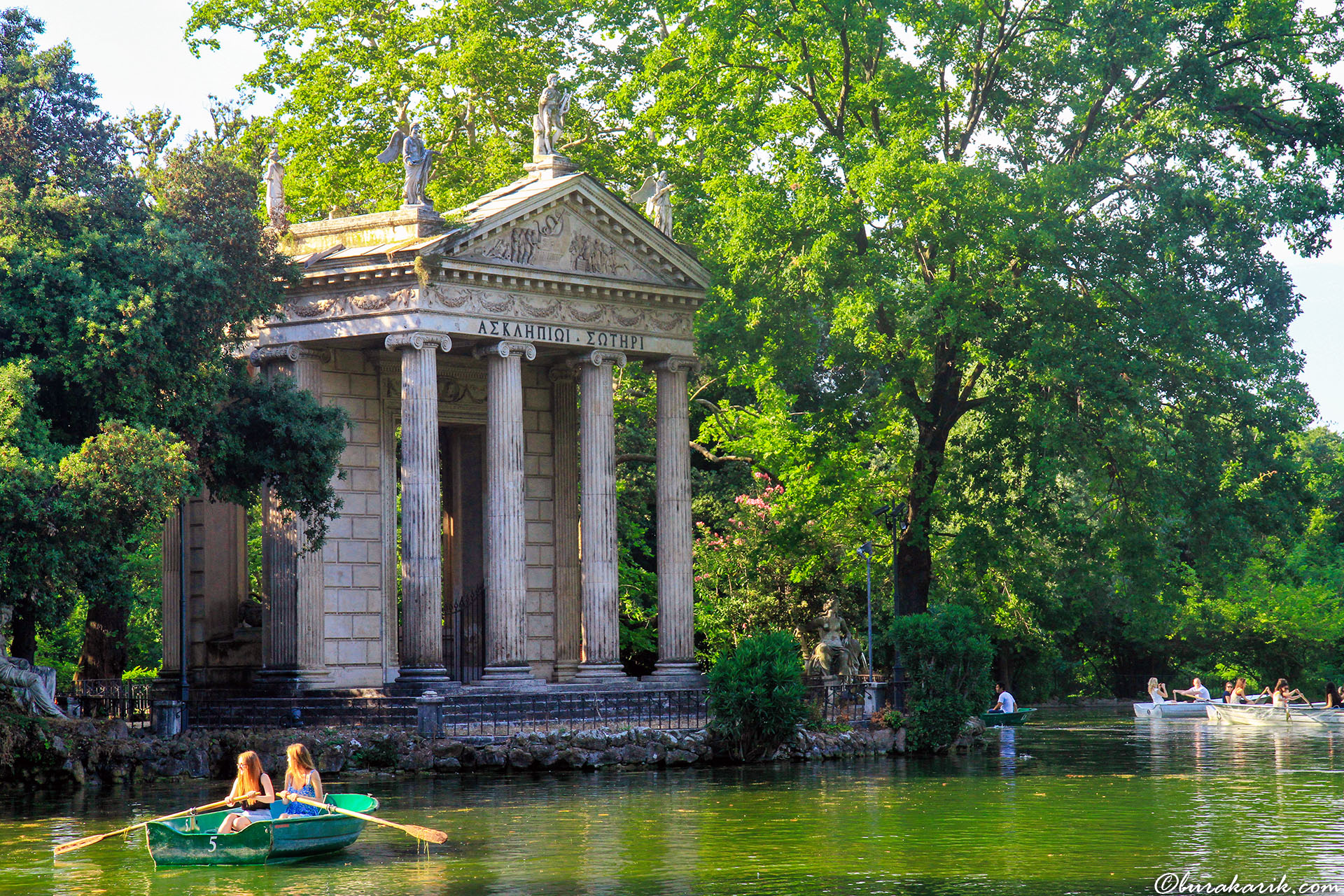 Borghese Park'ta Güzel Bir Gün