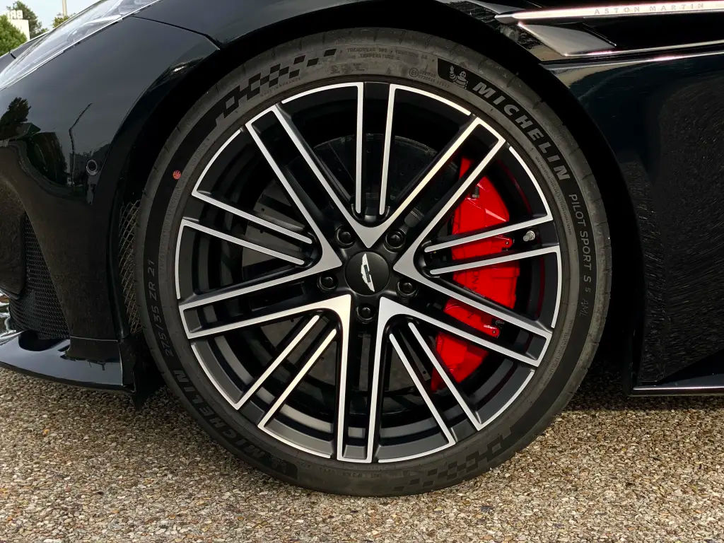 Aston Martin DB12 V8 Coupe 4.0 - 2023 - Joinsteer - #4